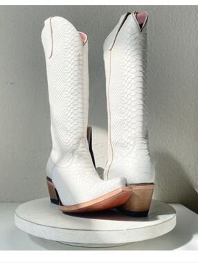 White Women's Western Knee-High Cowboy Boots